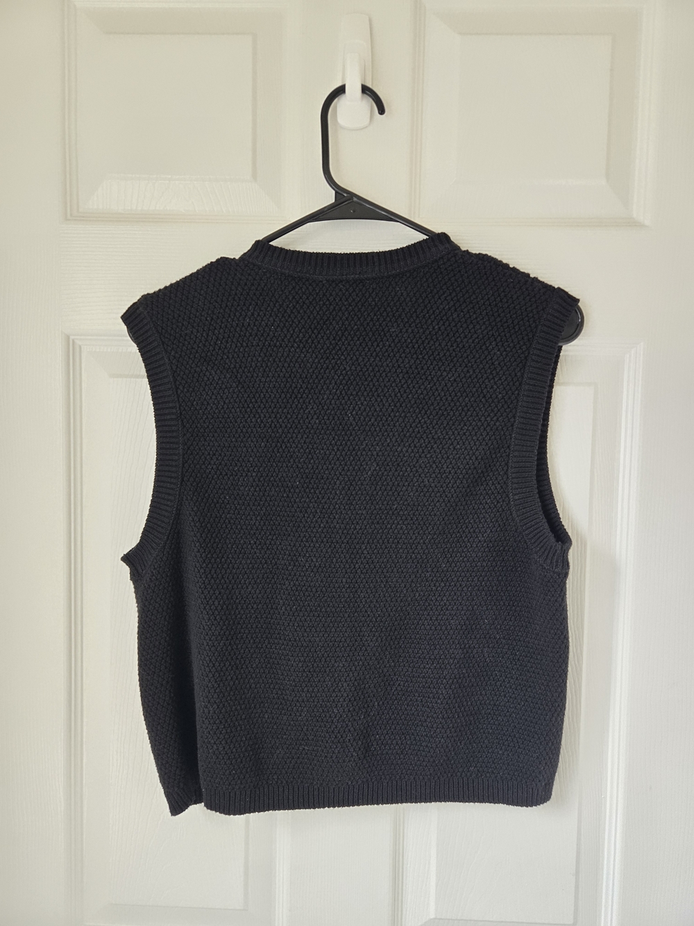 Lizsport Vintage Black Cable Knit Button-Front Sweater Vest Size Medium - Picture 3 of 5